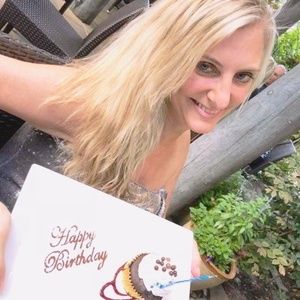 Meet your Posher, Jules